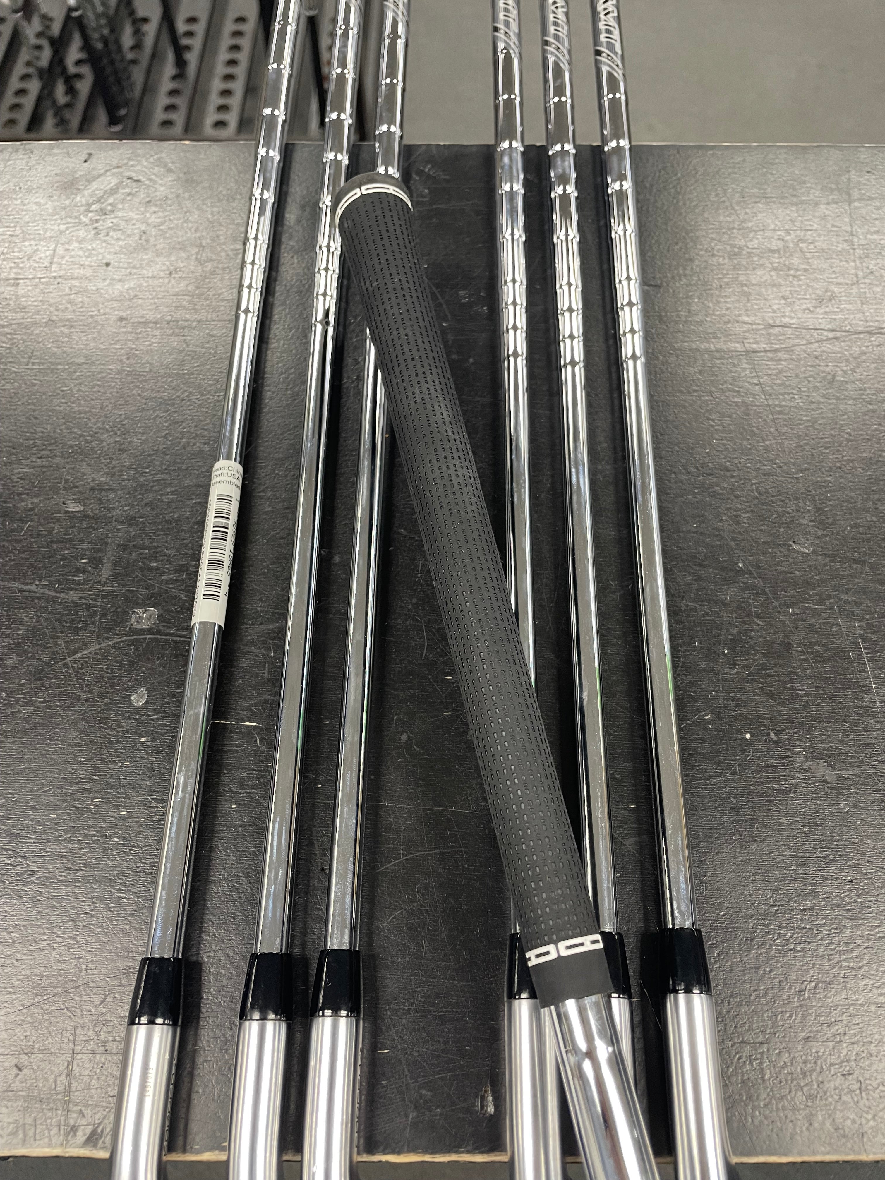 Titleist 2025 T250 Iron Set (Used Demo)